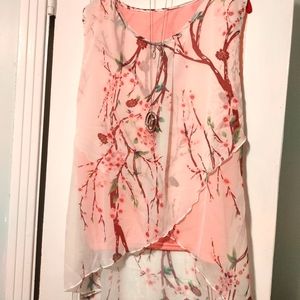 Women's size XL sleeveless top